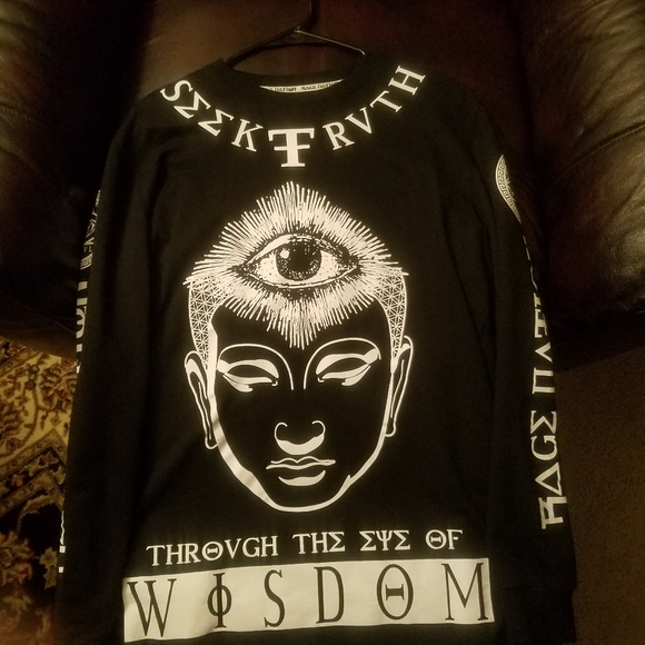 Rage Nation Apparel Other - Rage Nation "Yin Seek Truth" Longsleeve Crewneck